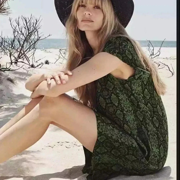 Anthropologie Rachel Tunic Dress
Green Snake XS - Picture 2 of 8